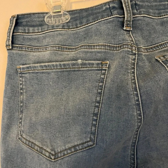 NYDJ Lift X Tuck Womens Blue Sheri Slim Jeans 8 Denim Light Wash Faded - Picture 8 of 9